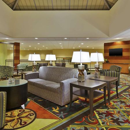 Hotel Doubletree By Hilton Holland Exteriér fotografie