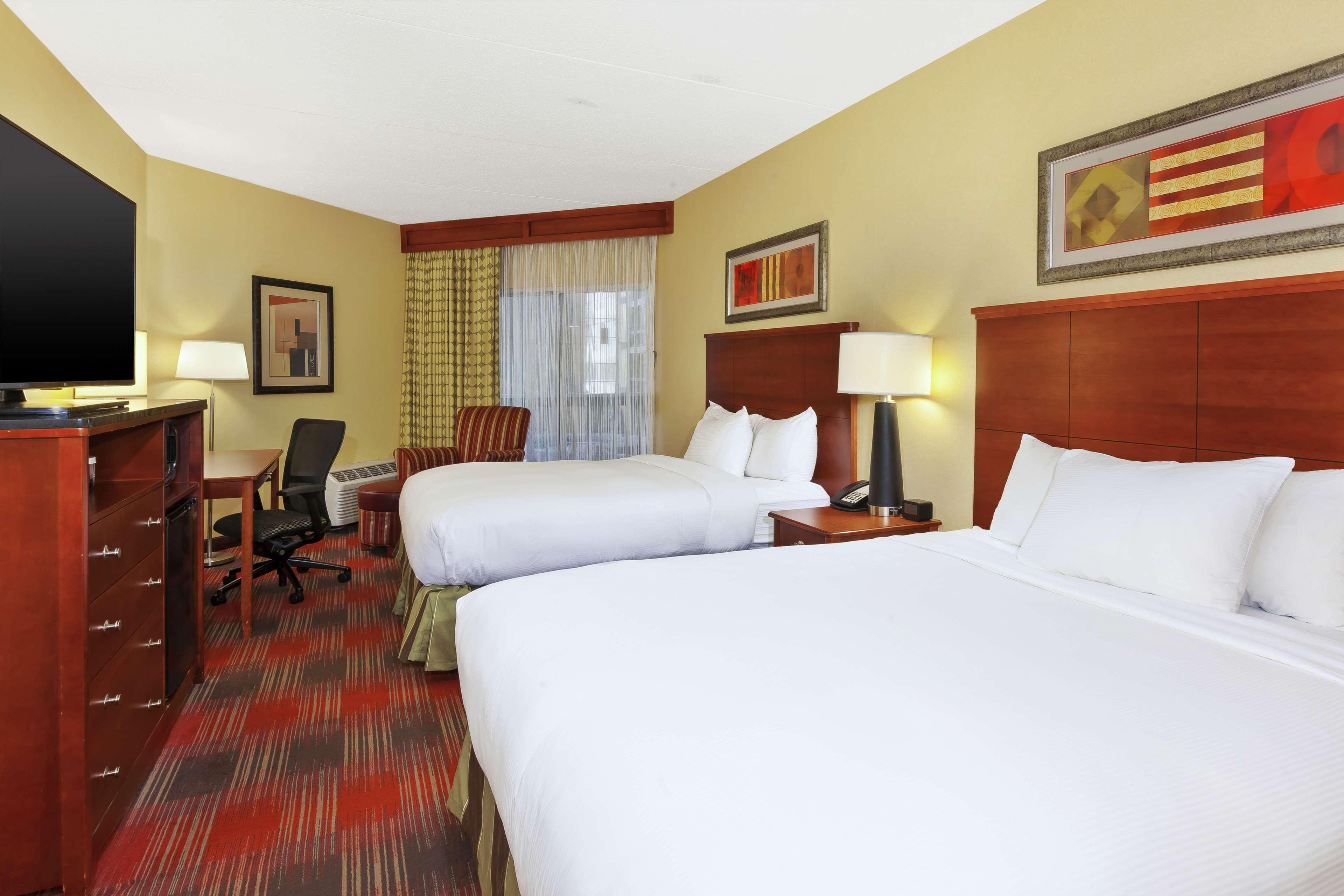 Hotel Doubletree By Hilton Holland Exteriér fotografie